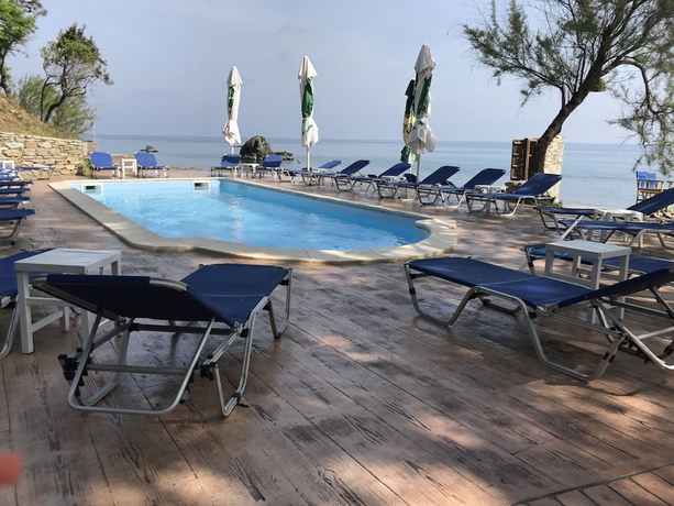 Imagen de la piscina del Aqua Rossa. Foto 14