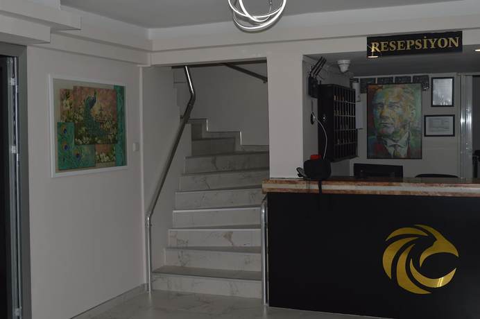 Imagen de los interiores del Aquila Beach Hotel. Foto 19