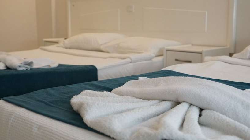 Imagen de la habitación del Aquila Beach Hotel. Foto 17