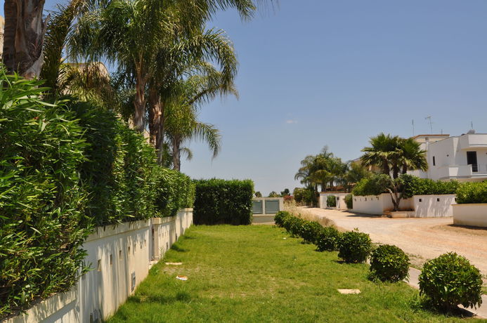 Imagen de los exteriores del Ara Inn Resort. Foto 12