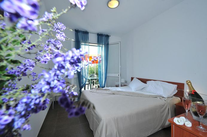 Imagen de la habitación del Ara Inn Resort. Foto 8