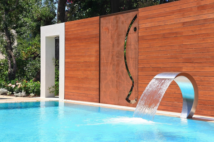 Imagen de la piscina del Ara Residences. Foto 14