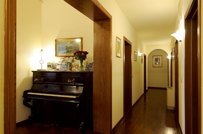 Imagen de los interiores del Aramis Rooms. Foto 4