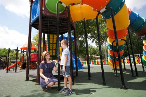 Imagen general del Aranjuez Camping & Bungalows. Foto 9