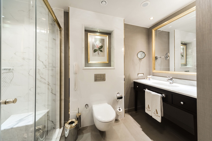 Imagen de la habitación del Arcade Hotel. Foto 8