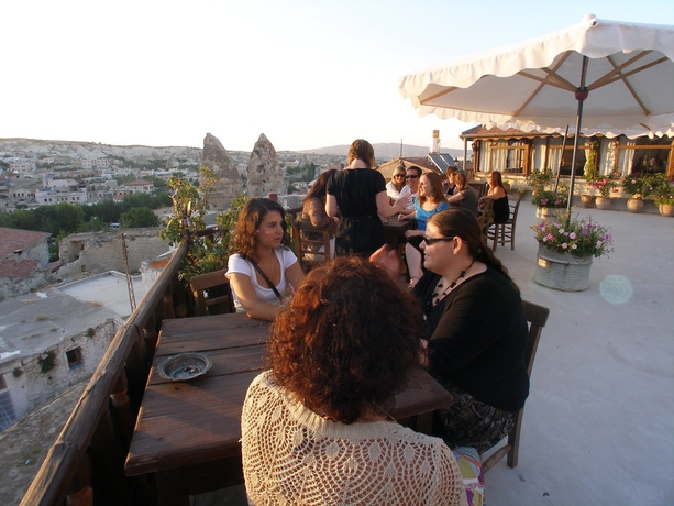 Imagen de los exteriores del Arch Palace Hotel. Foto 13