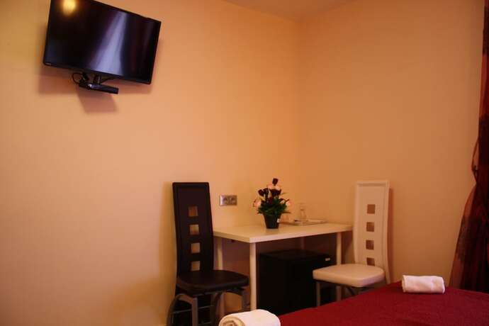 Imagen de la habitación del Arcotel. Foto 6