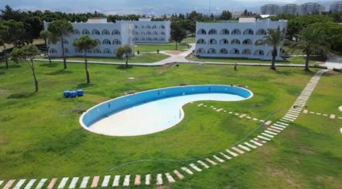 Imagen general del Aremsis Holiday Resort. Foto 13