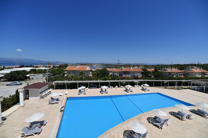 Imagen de la piscina del Aria Hotel Cesme. Foto 20