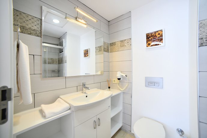 Imagen de la habitación del Aria Hotel Cesme. Foto 16