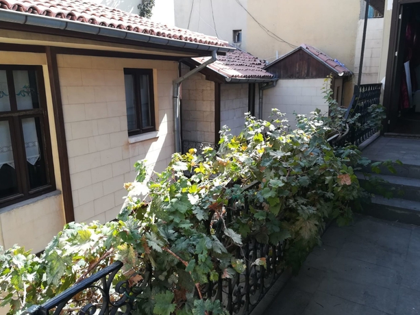 Imagen de los interiores del Arifbey Konagi. Foto 16