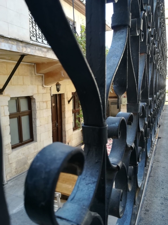 Imagen de los interiores del Arifbey Konagi. Foto 17