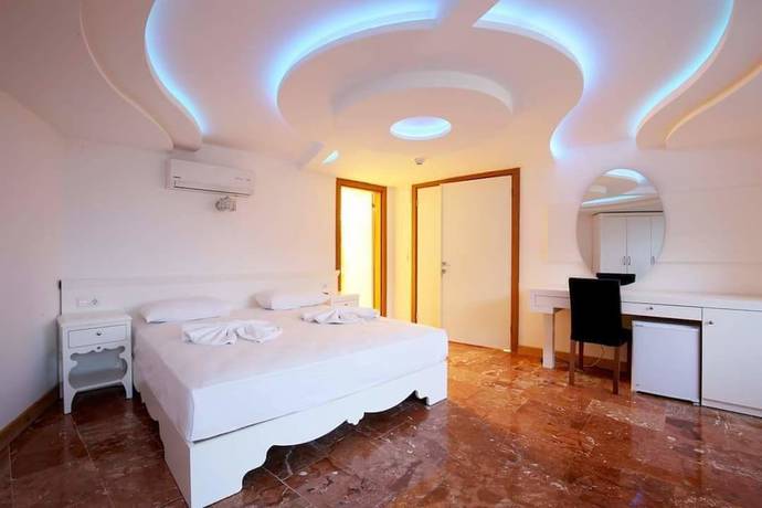 Imagen de la habitación del Arikanda Hotel 2. Foto 13