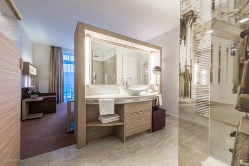 Imagen de la habitación del Arkadenhaus - Hotel Freiherr Von Schwarzenberg. Foto 5