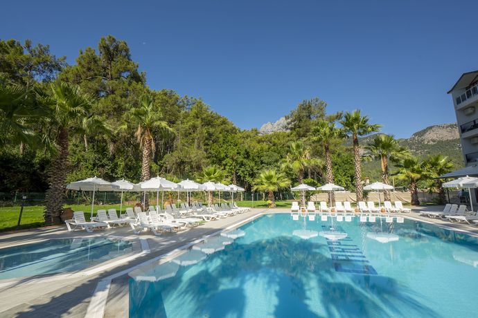 Imagen de la piscina del Armas Garden - All Inclusive. Foto 19
