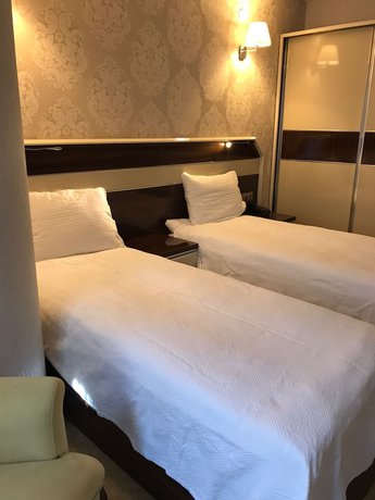 Imagen de la habitación del Armin Hotel. Foto 10