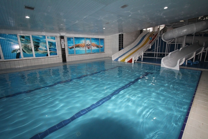 Imagen de la piscina del Armina Otel. Foto 18