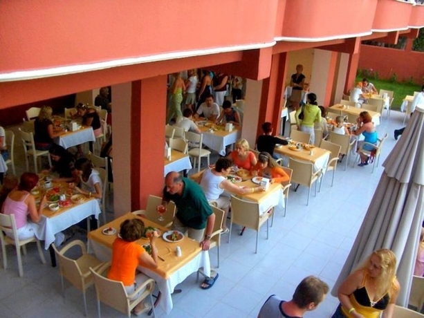 Imagen del bar/restaurante del Armir Palace. Foto 4