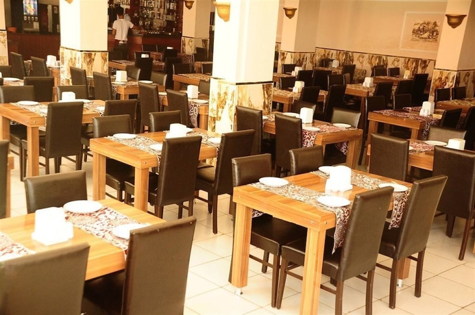 Imagen del bar/restaurante del Armir Palace. Foto 5