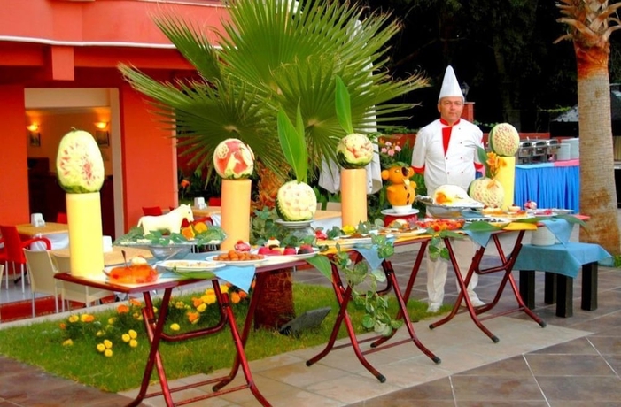 Imagen del bar/restaurante del Armir Palace. Foto 6