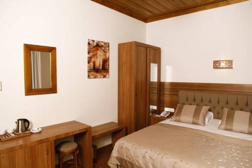 Imagen de la habitación del Armistis Hotel. Foto 2