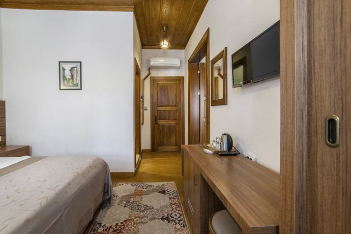 Imagen de la habitación del Armistis Hotel. Foto 8