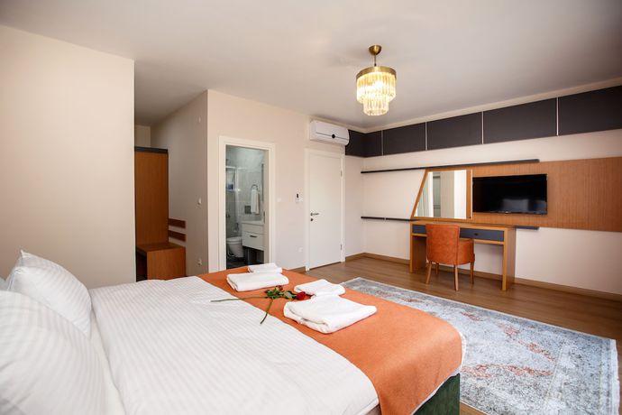 Imagen de la habitación del Armoni Deluxe Suite. Foto 7