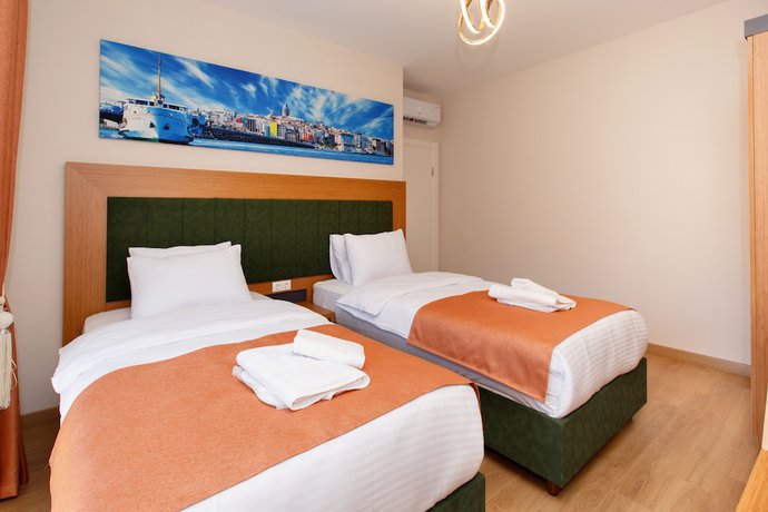 Imagen de la habitación del Armoni Deluxe Suite. Foto 13