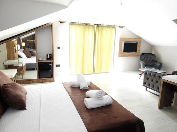 Imagen de la habitación del Armoni Life Hotel. Foto 9