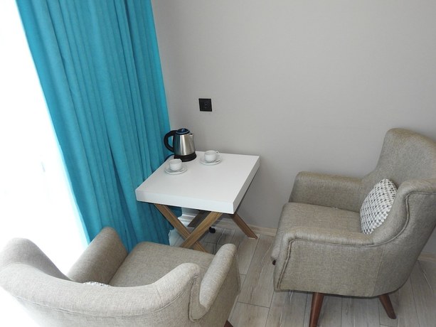 Imagen de la habitación del Armoni Life Hotel. Foto 15