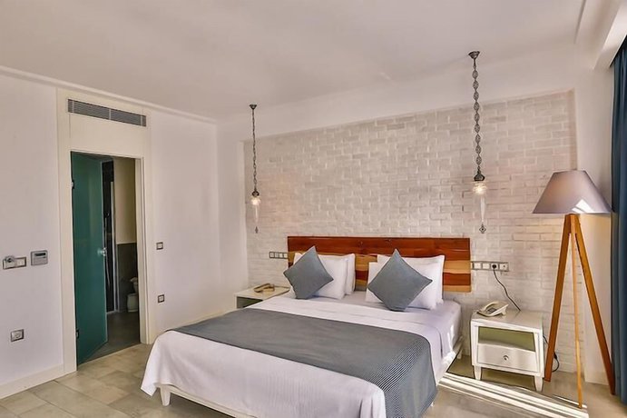 Imagen de la habitación del Arnna Hotel. Foto 9