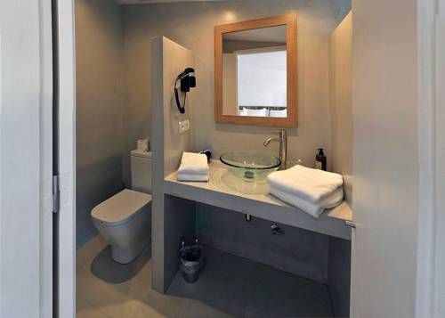 Imagen de la habitación del Arrels Hotel Cadaques - Adults Only. Foto 3