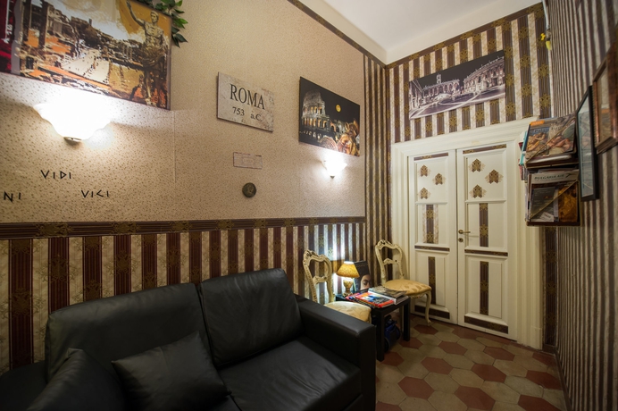 Imagen de los interiores del Art Domus Reale. Foto 15