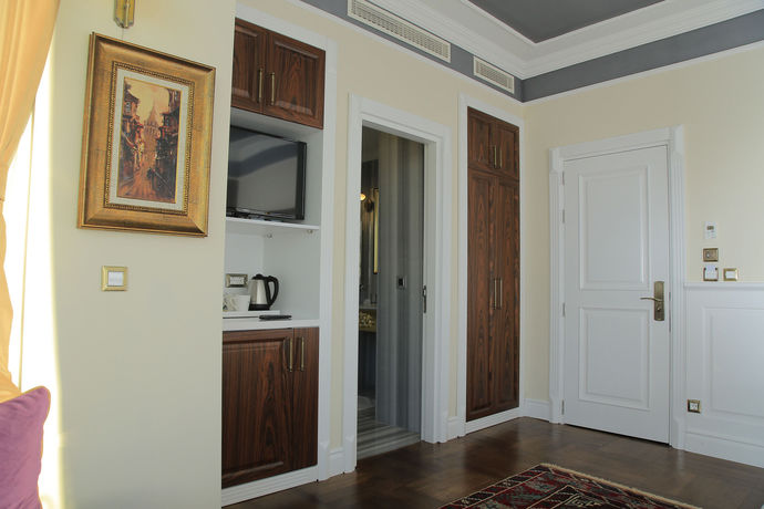 Imagen de la habitación del Art Nouveau Pera. Foto 4