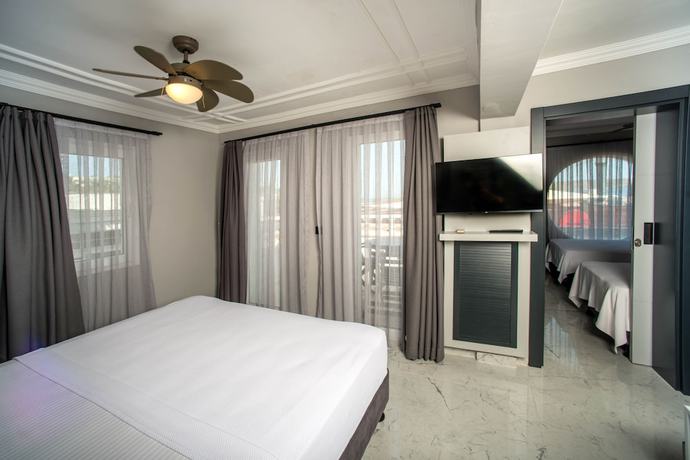 Imagen de la habitación del Art Suites Hotel Bodrum. Foto 13