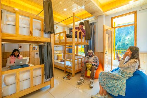 Imagen de la habitación del ArtBuzz Kasol. Foto 18