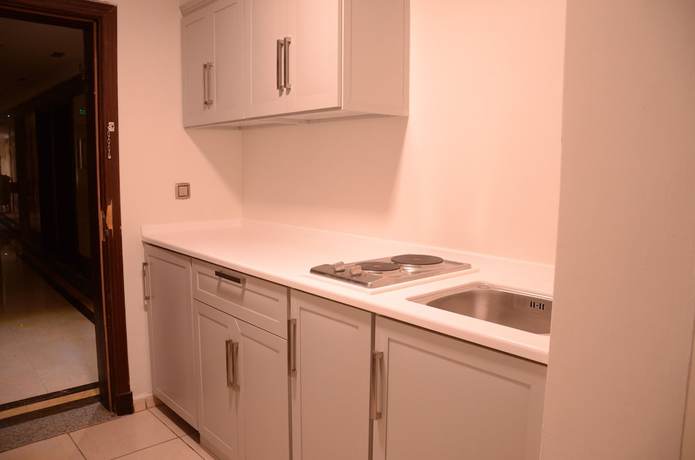 Imagen de la habitación del Artal Taibah Hotel. Foto 15