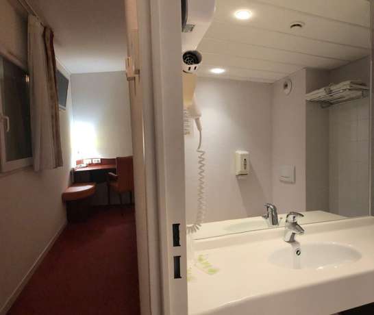 Imagen de la habitación del Art&eacute;mis H&ocirc;tel and Spa Bistro Coquet. Foto 9