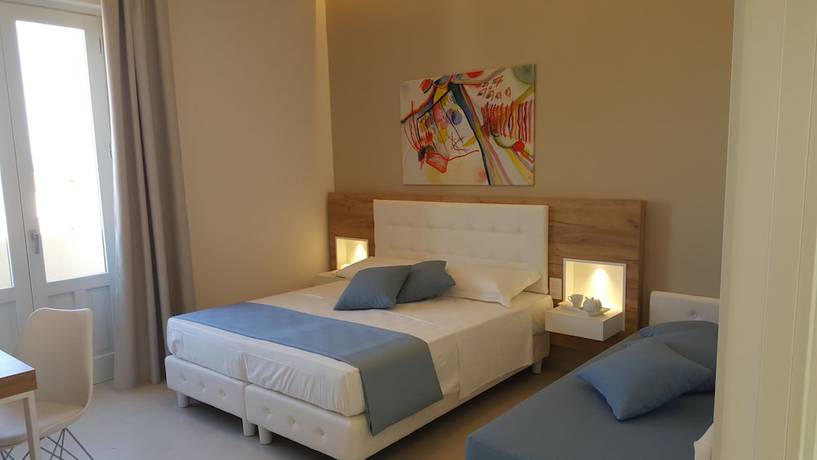 Imagen de la habitación del Artemide Hotel. Foto 11