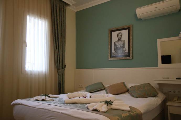 Imagen de la habitación del Artemis Hotel, Bodrum. Foto 17