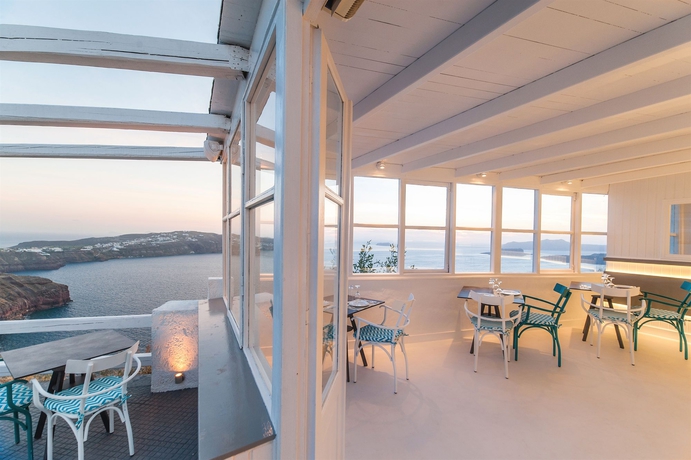 Imagen del bar/restaurante del Artemis Suites. Foto 4