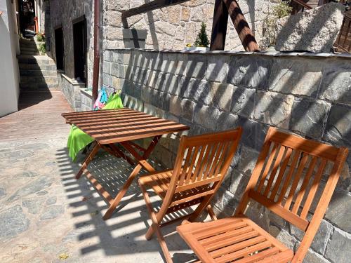 Imagen de la habitación del Arthotel Oscar II Sozopol. Foto 15