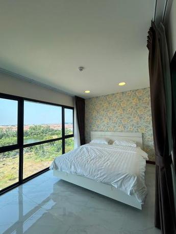 Imagen general del Arunsakhon luxury condo. Foto 16