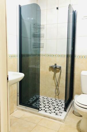 Imagen de la habitación del Arya Hotel. Foto 8