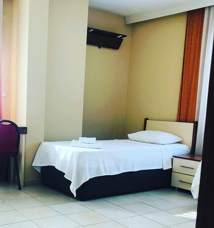 Imagen de la habitación del Arya Hotel. Foto 13