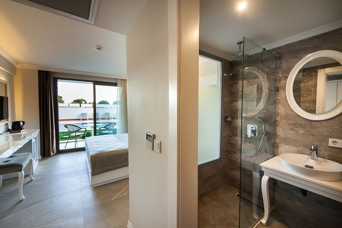 Imagen de la habitación del As Hotel Cesme. Foto 4