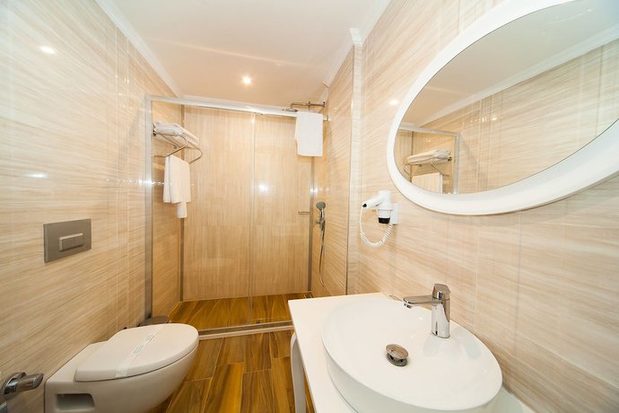 Imagen de la habitación del As Hotel Cesme. Foto 5