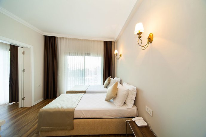 Imagen de la habitación del As Hotel Cesme. Foto 17
