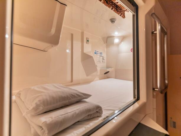 Imagen general del Asahi sauna Capsule Inn Hirosaki. Foto 3