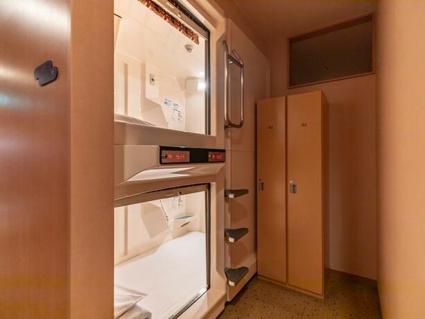 Imagen general del Asahi sauna Capsule Inn Hirosaki. Foto 5
